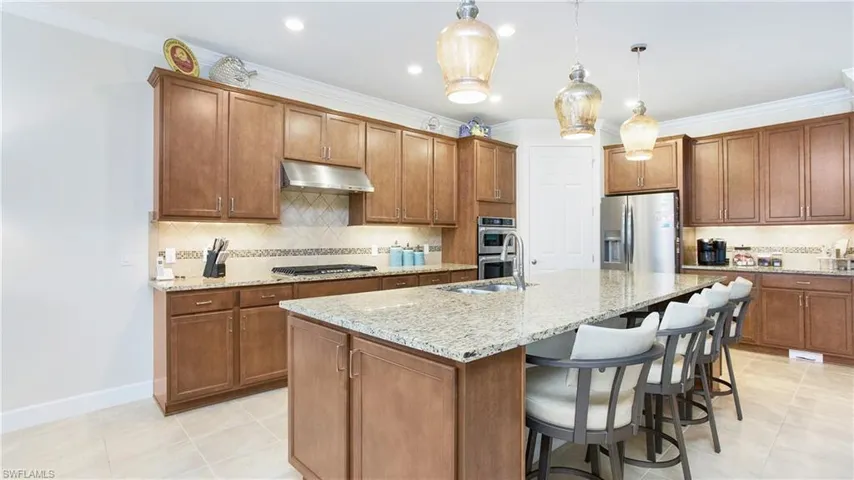 7788  Winding Cypress  DR, Naples, FL 34114
