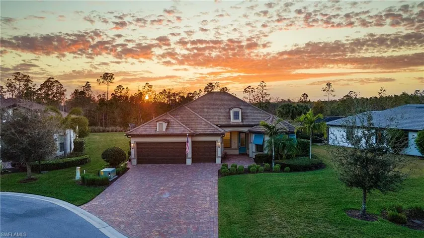 7788  Winding Cypress  DR, Naples, FL 34114