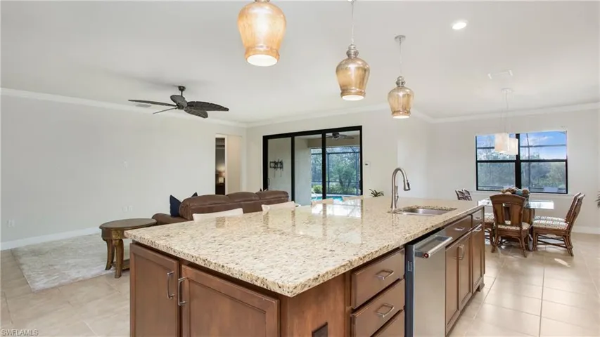 7788  Winding Cypress  DR, Naples, FL 34114