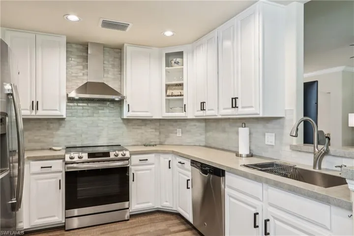 28000 Cookstown Ct 3204, Bonita Springs, Florida 34135