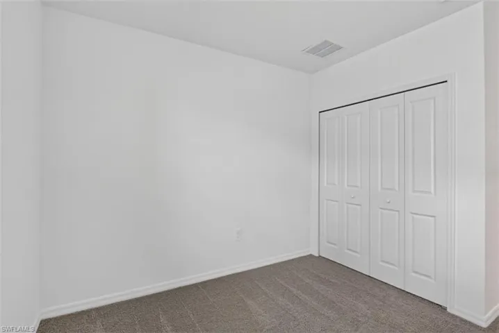 243 Lakeside Breeze Way, Lehigh Acres, Florida 33936