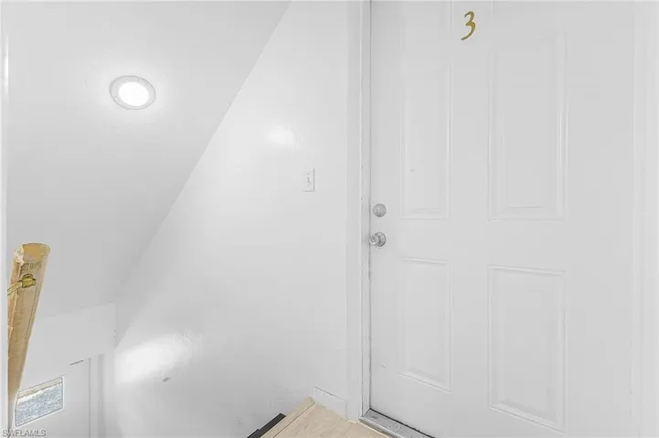 1269 Se 8th Ter, Cape Coral, Florida 33990