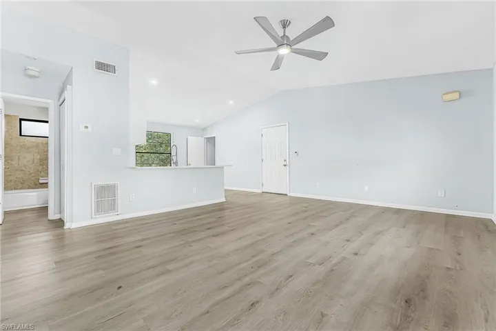1269 Se 8th Ter, Cape Coral, Florida 33990