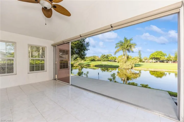 1566  Weybridge  CIR, Naples, FL 34110