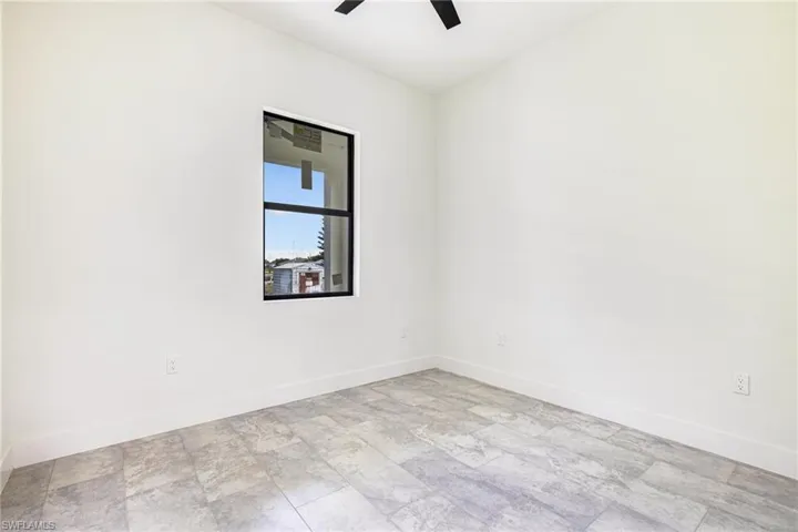 329 Ranier Ave, Lehigh Acres, Florida 33974