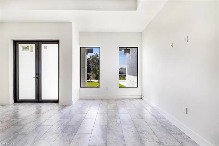 329 Ranier Ave, Lehigh Acres, Florida 33974