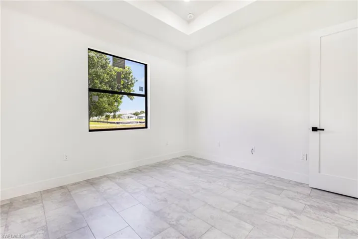 329 Ranier Ave, Lehigh Acres, Florida 33974