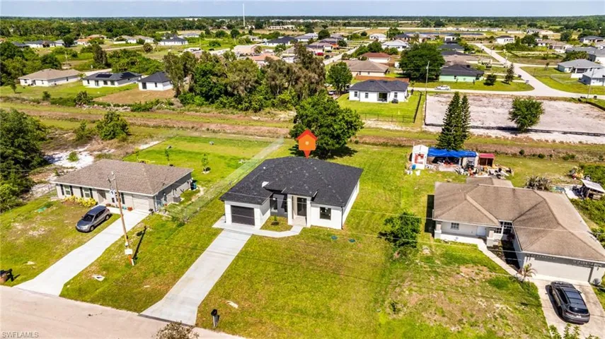 329 Ranier Ave, Lehigh Acres, Florida 33974