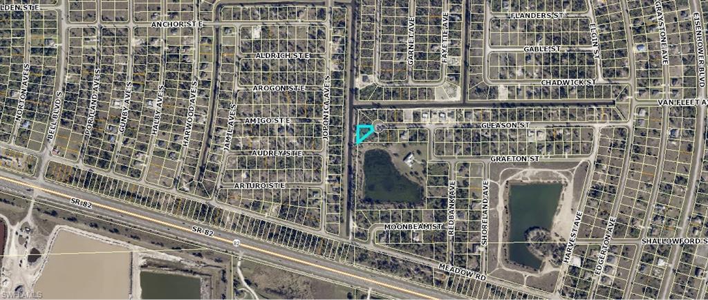 900 Gleason ST, LEHIGH ACRES FL 33974