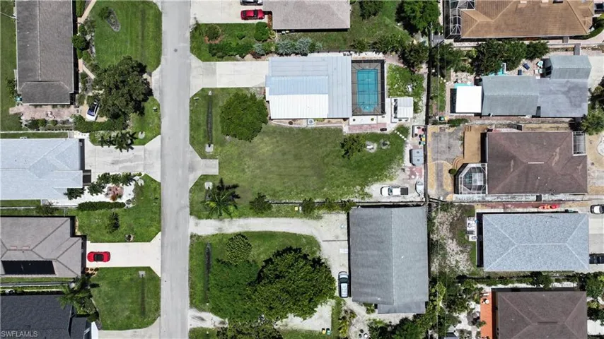 736 104th Ave N, Naples, Florida 34108