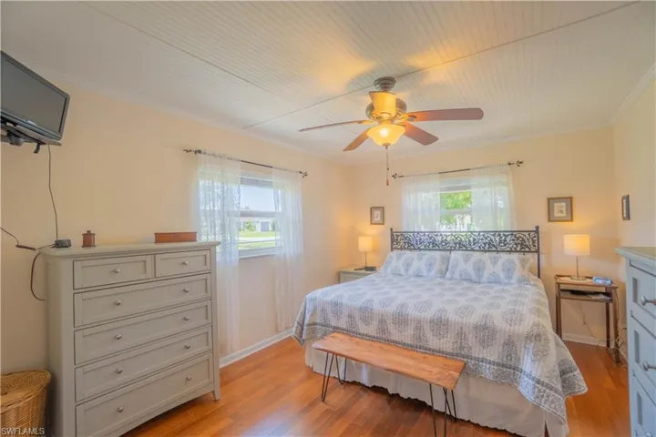736 104th Ave N, Naples, Florida 34108