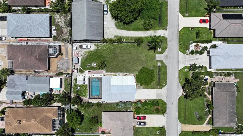 736 104th Ave N, Naples, Florida 34108