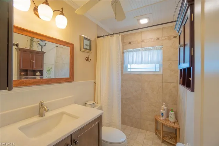 736 104th Ave N, Naples, Florida 34108