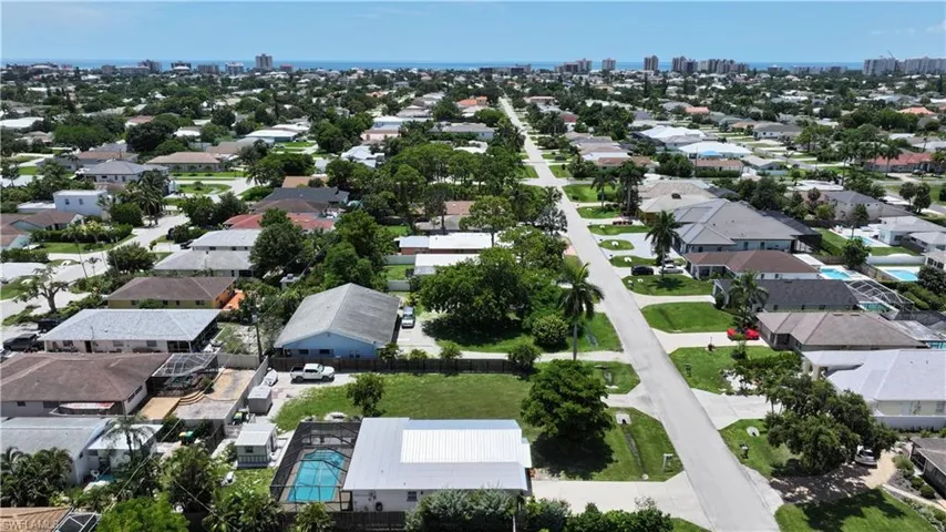 736 104th Ave N, Naples, Florida 34108