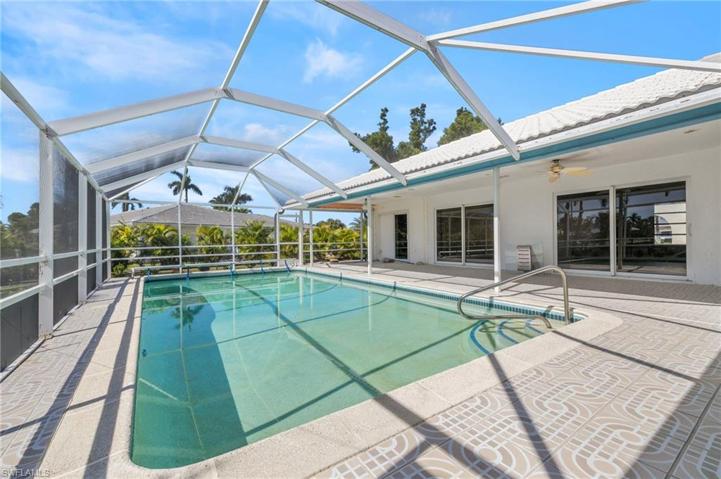 Pool & Back Exterior