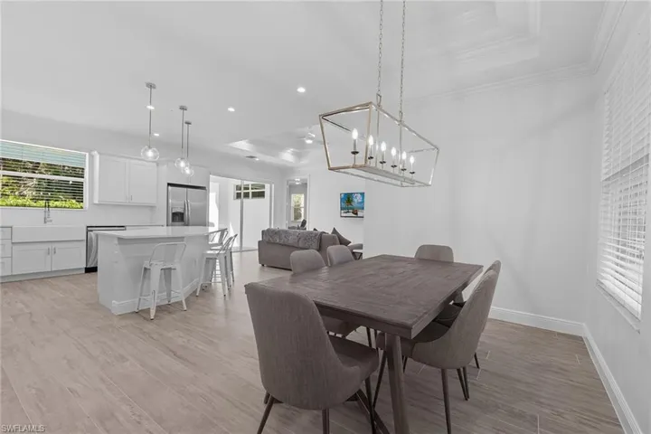 152 14th Ave Nw, Naples, Florida 34120