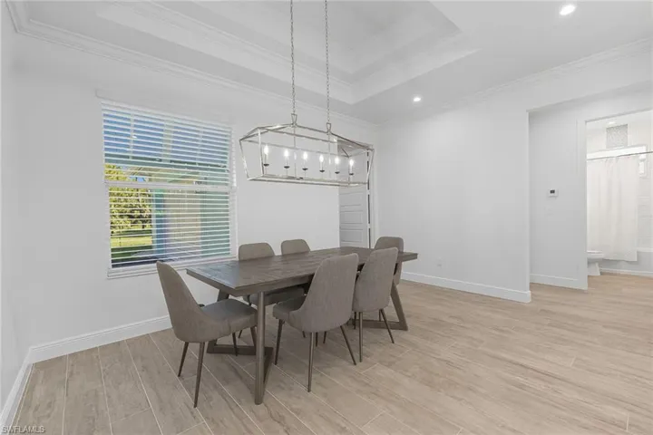 152 14th Ave Nw, Naples, Florida 34120