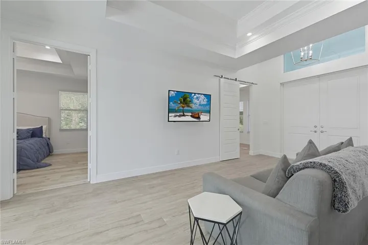 152 14th Ave Nw, Naples, Florida 34120