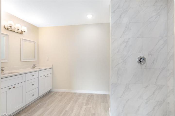 846 Wilmington PKWY, CAPE CORAL FL 33993
