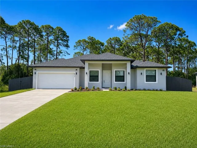 8034 Life Cir, Labelle, Florida 33935