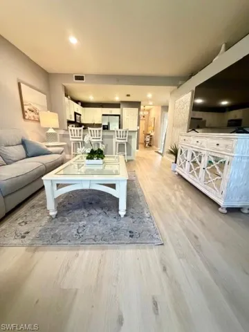 4510 Botanical Place Cir 3, Naples, Florida 34112