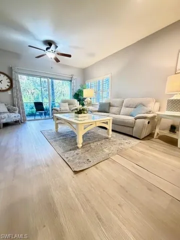 4510 Botanical Place Cir 3, Naples, Florida 34112