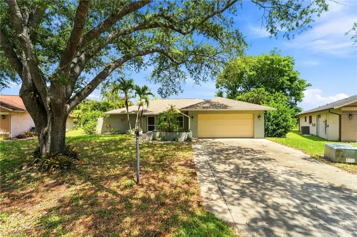 18918 Cypress View Dr, Fort Myers, Florida 33967