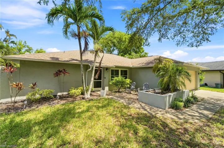 18918 Cypress View Dr, Fort Myers, Florida 33967