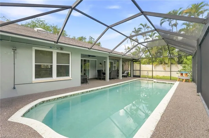 18918 Cypress View Dr, Fort Myers, Florida 33967