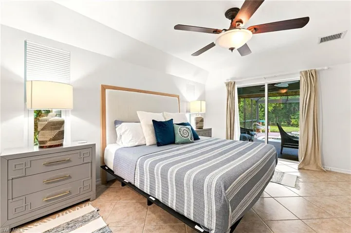 18918 Cypress View Dr, Fort Myers, Florida 33967