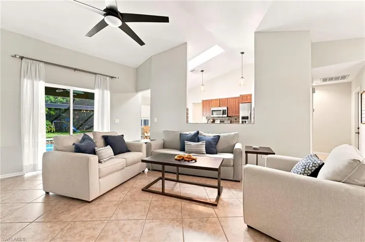18918 Cypress View Dr, Fort Myers, Florida 33967