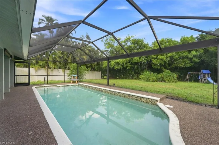 18918 Cypress View Dr, Fort Myers, Florida 33967
