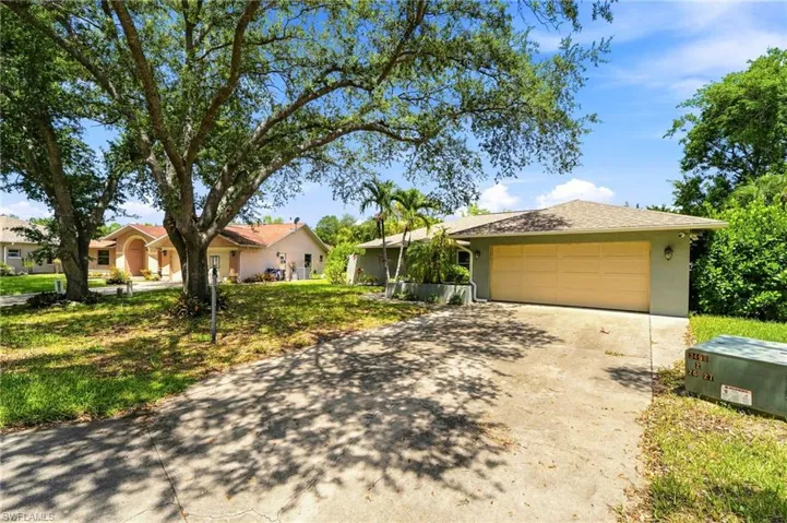 18918 Cypress View Dr, Fort Myers, Florida 33967