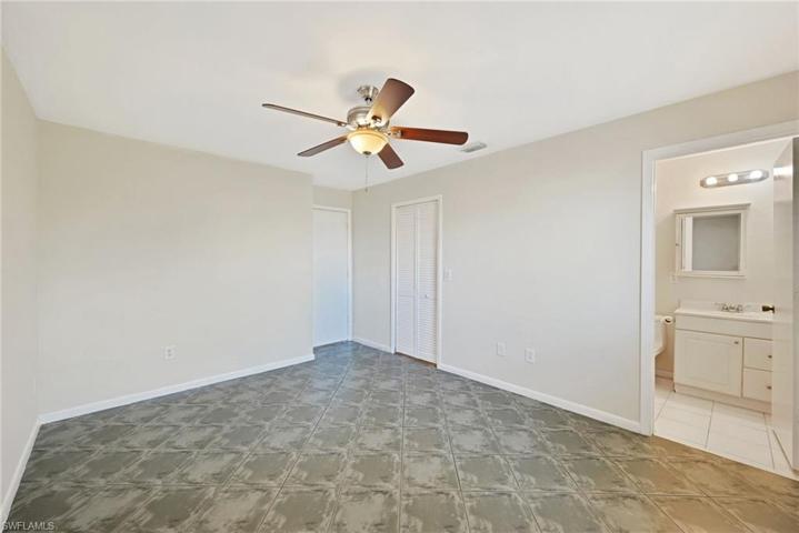 2718 SE 16th  PL, Cape Coral, FL 33904