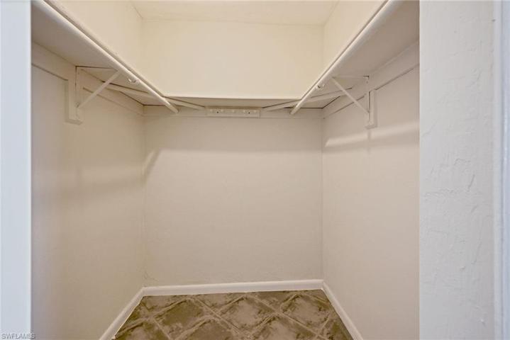 Walk-in closet