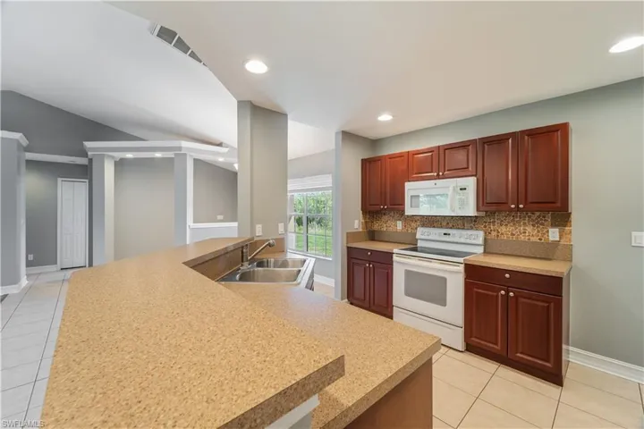 1301  Sunniland  BLVD, Lehigh Acres, FL 33971