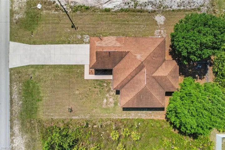 1301  Sunniland  BLVD, Lehigh Acres, FL 33971