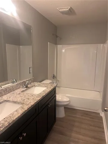 101 Nw 25th St, Cape Coral, Florida 33993