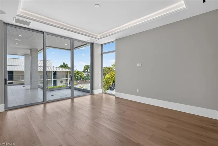 1165 8th St S #202, Naples, Florida 34102