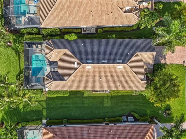 9523  Campanile  CIR, Naples, FL 34114