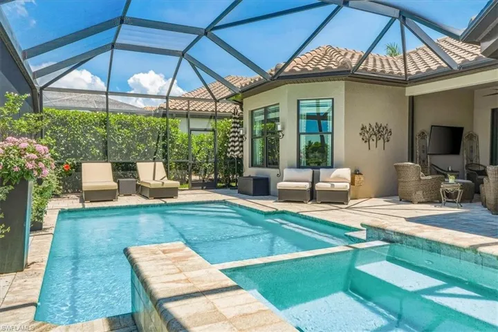 9523  Campanile  CIR, Naples, FL 34114