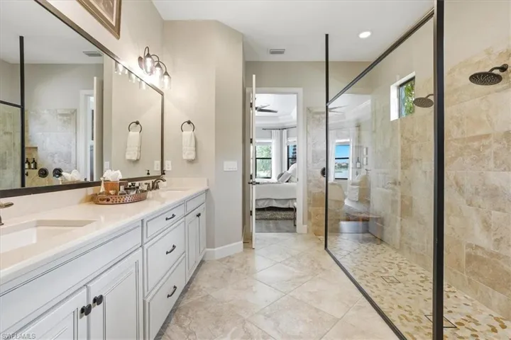 9523  Campanile  CIR, Naples, FL 34114