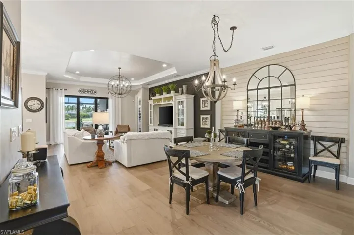 9523  Campanile  CIR, Naples, FL 34114