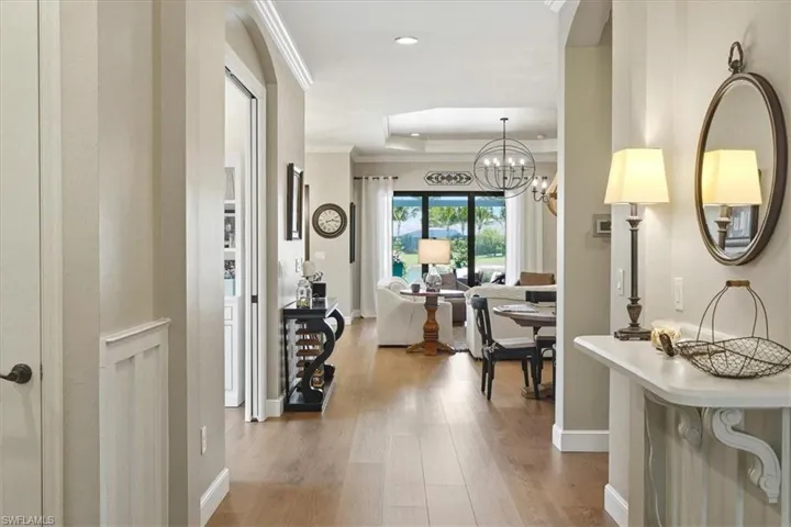 9523  Campanile  CIR, Naples, FL 34114