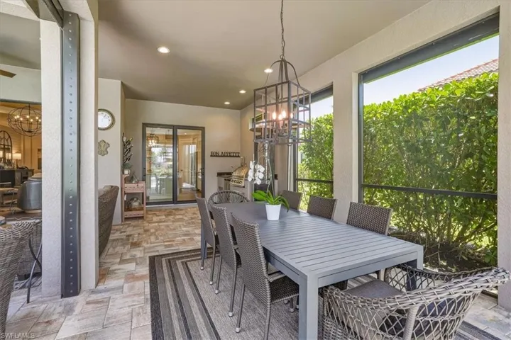 9523  Campanile  CIR, Naples, FL 34114
