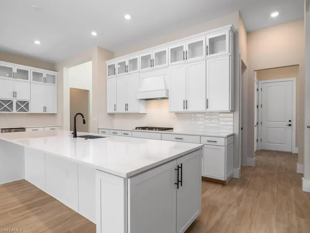 Stunning kitchen includes a HUGE walk-in pantry!