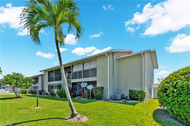 4708 SW 8th  PL, Cape Coral, FL 33914
