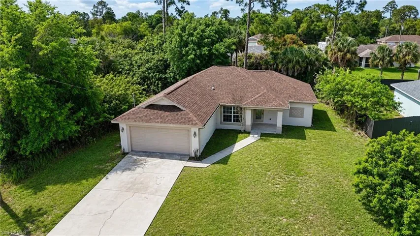 2907 12th St W, Lehigh Acres, Florida 33971