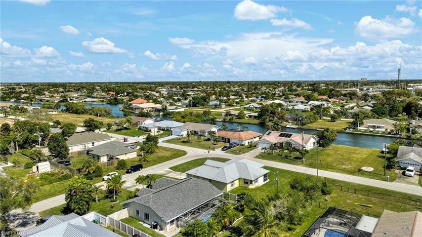 2022 NE Van Loon  TER, Cape Coral, FL 33909