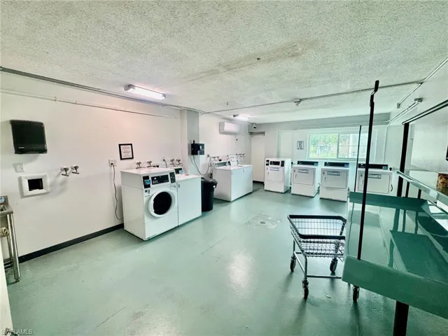 3706 Broadway 12, Fort Myers, Florida 33901